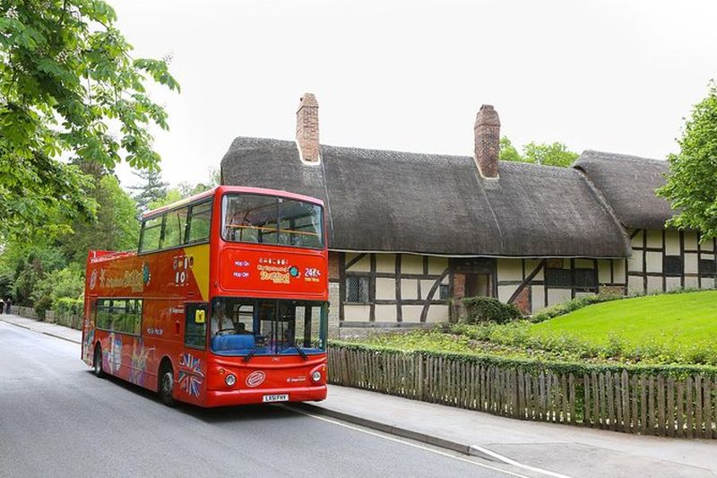 Bus touristique City Sightseeing de Stratford-upon-Avon