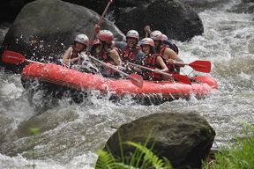 Rafting sur la rivière Ayung à Bali avec déjeuner