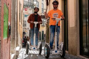 Balade en segway dans le vieux quartier de Lisbonne