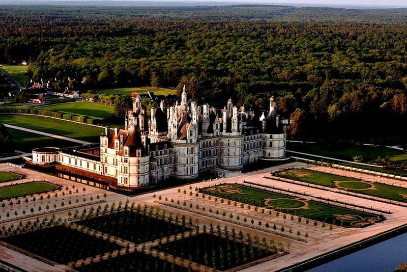 Excursion privée aux châteaux de Chambord et Cheverny depuis Blois