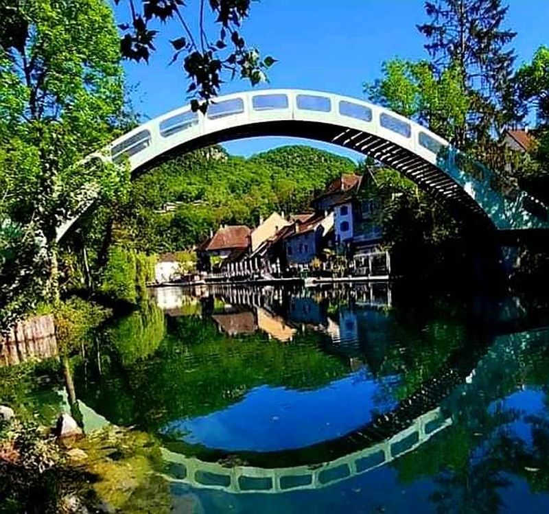 Location de vélos chez Chanaz en Vélo