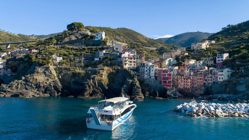 Visite guidée en bateau de Riomaggiore, Monterosso et Vernazza