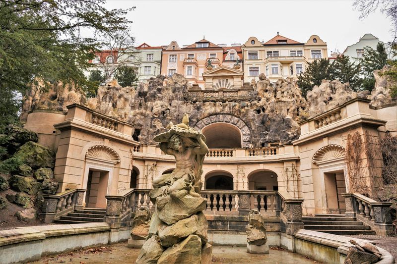 Promenade de découverte autoguidée de Prague cachée à Vršovice, Vinohrady et Žižkov