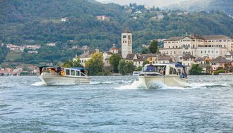 Transfert en bateau du lac d'Orta à l'île de San Giulio