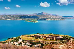Demi-journée en bateau à Souda et à la plage de Marathi