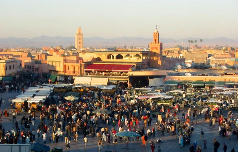 Visite guidée de la ville de Marrakech avec la place Jemaa El-Fna et repas le midi