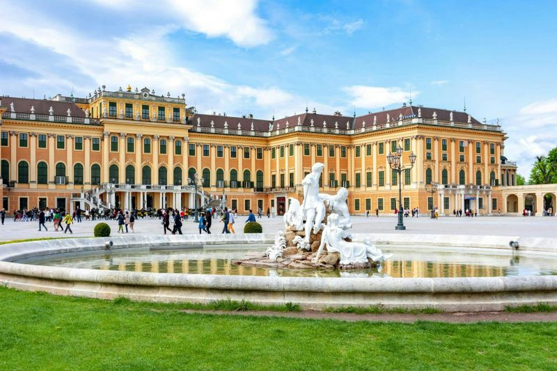 Skip-the-Line Château et jardins de Schönbrunn avec guide en français