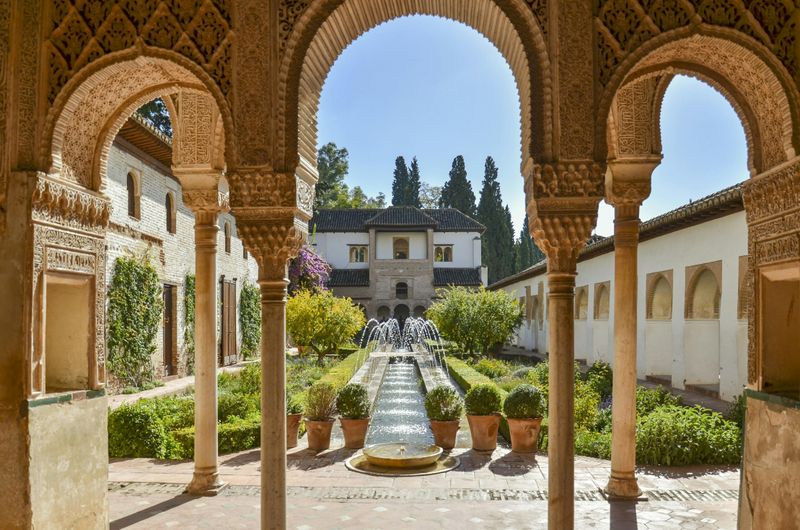 Visite guidée de l'Alhambra et billets pour le parc des Sciences