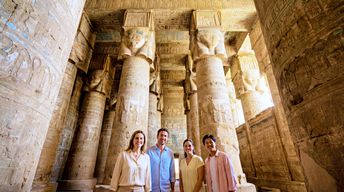 Visite guidée de Dendera et Abydos au départ d'Hurghada avec repas le midi maison