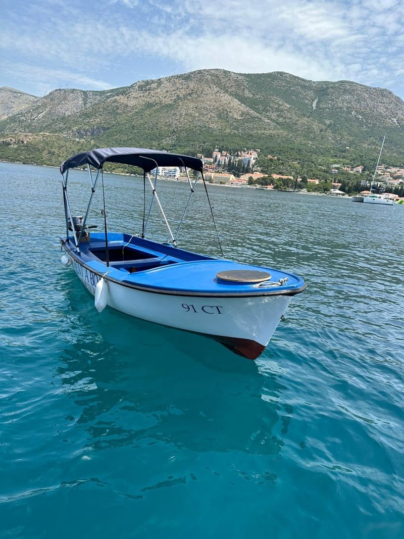 Location de bateau - Elan Pasara 490 (Motorboat)