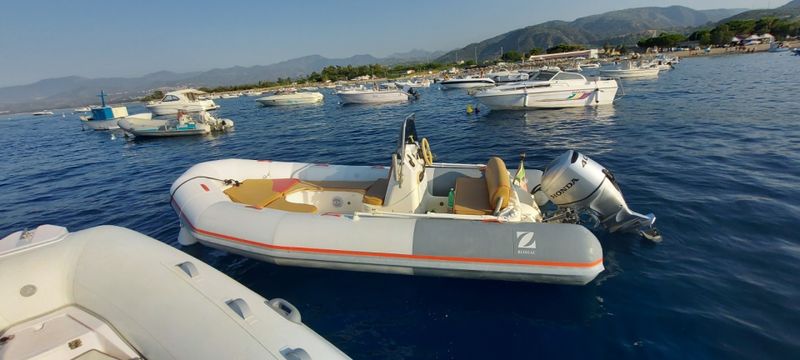 Location de bateau - Zodiac Medline 500 (Semi-rigid)