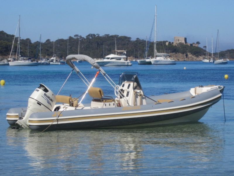 Location de bateau - Joker Boat Clubman 23 (Semi-rigid)