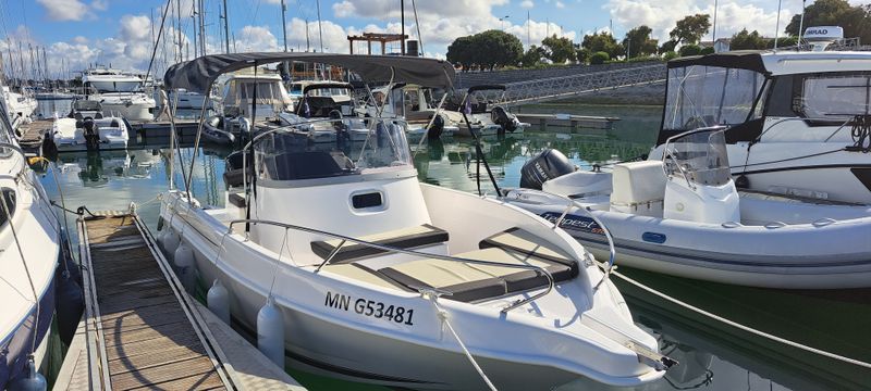 Location de bateau - B2 Marine Cap Ferret 702 Open Série 2 (Motorboat)