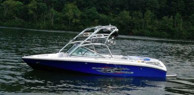 Nautique Correct Craft Competition Ski Boat 2001 (Motorboat)