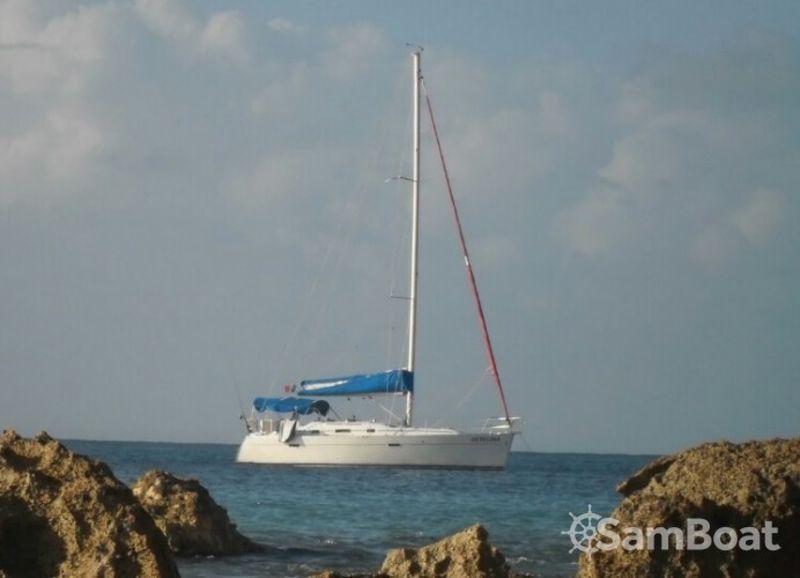 Location de bateau - Bénéteau Oceanis 343 (Sailboat)