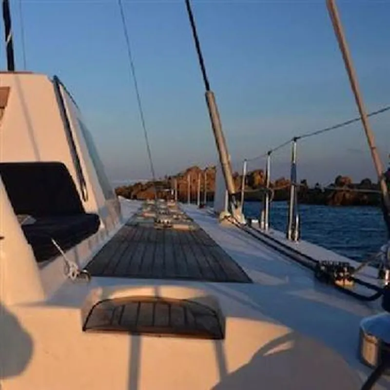 Balade en Bateau au Coucher de Soleil au Lavandou