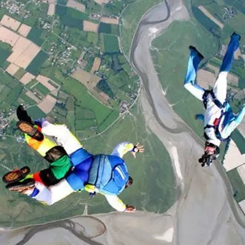 Saut en Parachute Tandem au Havre en Normandie