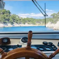 Balade en Bateau à Sanary-sur-Mer - Découverte des Calanques
