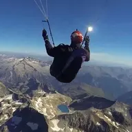 Baptême en Parapente dans les Pyrénées