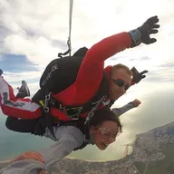 Saut en Parachute Tandem près de Nantes