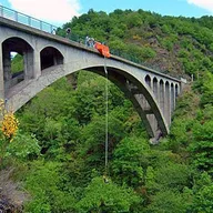Saut à l'élastique près de Castres