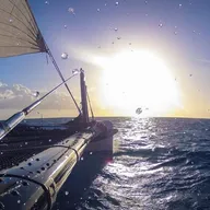 Promenade en bateau au coucher de soleil à Cogolin