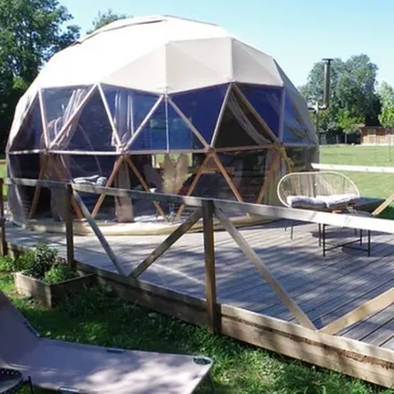 Nuit en Dôme avec Bain Nordique Privatif près de Bourg-en-Bresse