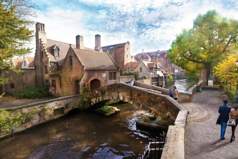 Bruges et Gand : Visite guidée d'une journée au départ de Bruxelles + Croisière + Visite du chocolat