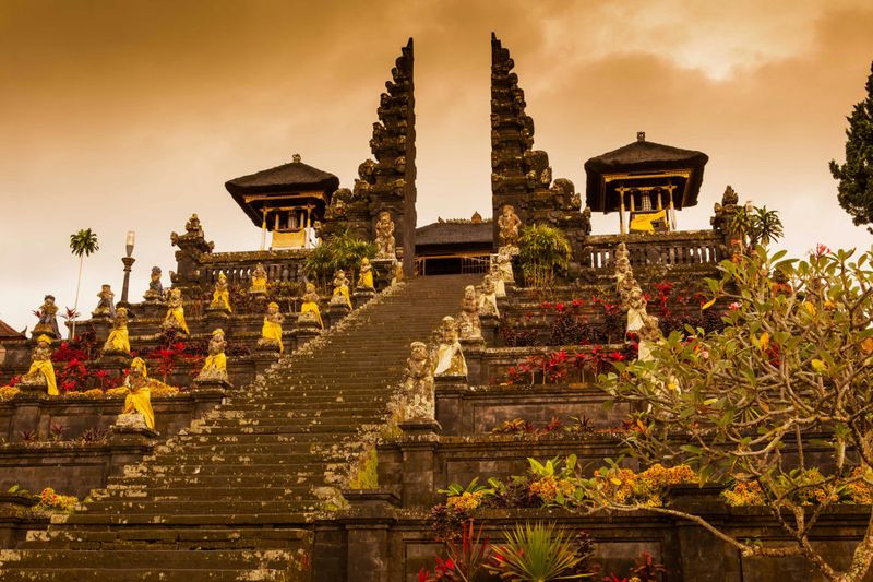 Bali : Visite du temple de Besakih et de la porte du ciel du temple de Lempuyang, avec transfert