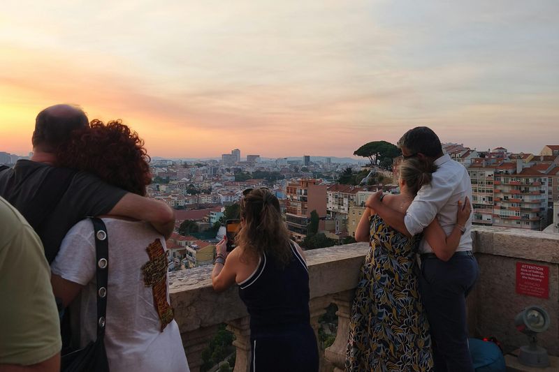 Église Notre-Dame-de-Grâce : L'heure d'or à la terrasse du Convento da Graça