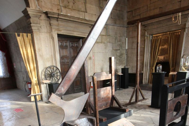 Venise au Moyen Âge : Documents et instruments de torture