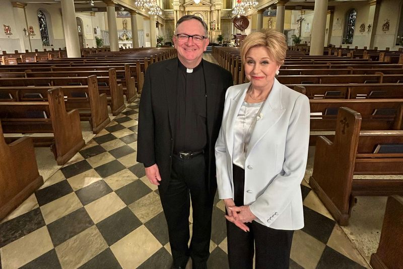 La basilique cathédrale de Saint-Louis : Accès exclusif + visite guidée