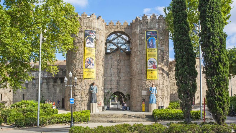 Poble Espanyol: Billet coupe-file