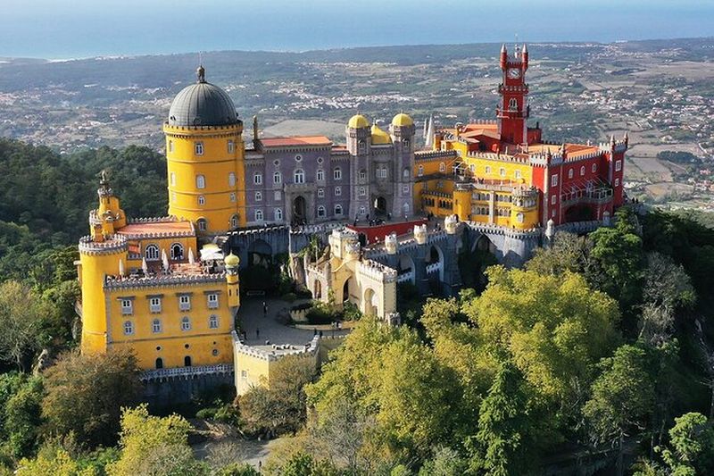 Visite guidée de Sintra, Pena, Regaleira, Cabo da Roca et Cascais