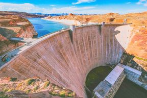 Petit groupe Seven Magic Mountains, Hoover Dam Visite VIP Experience