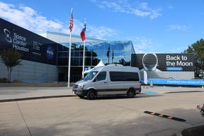 Space City NASA Bus & Ticket Bundle (navette Downtown Houston)