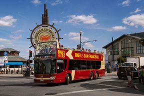 Big Bus SF : Visite en Hop-on Hop-off avec 17 arrêts et coucher de soleil en option