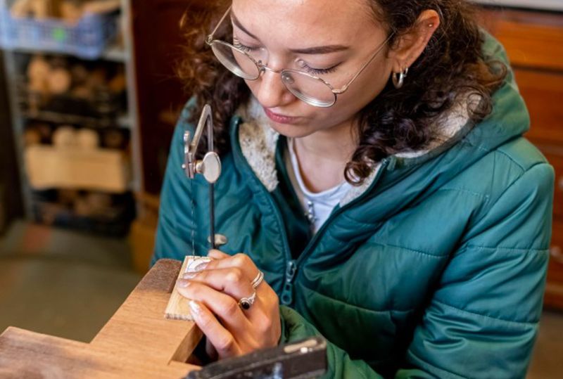 Atelier - Fabriquez vos boucles d'oreilles en bois