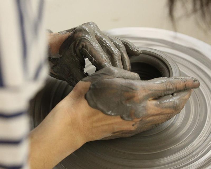 Initiez-vous au tour de potier