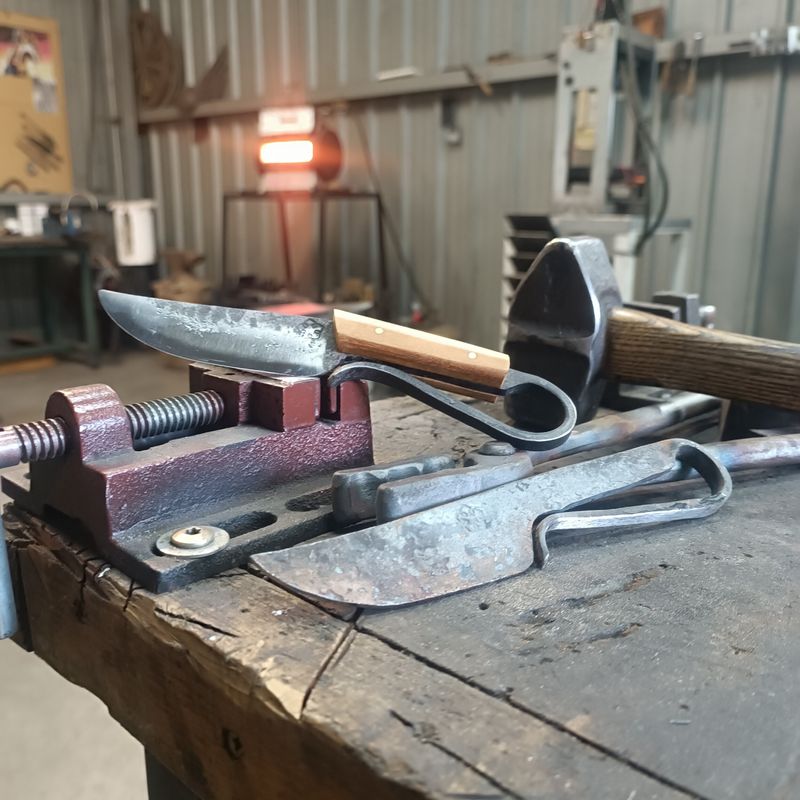 Atelier - Fabriquez votre couteau brut de forge