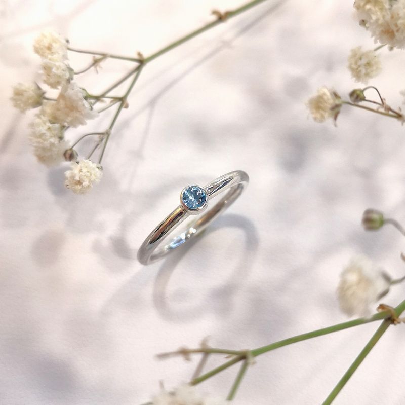 Atelier - Créez votre bague en argent sertie